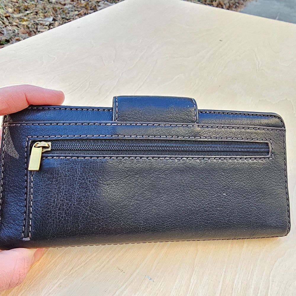 Fossil Madison Slim Clutch Wallet, Pre-owned - Picture 3 of 8